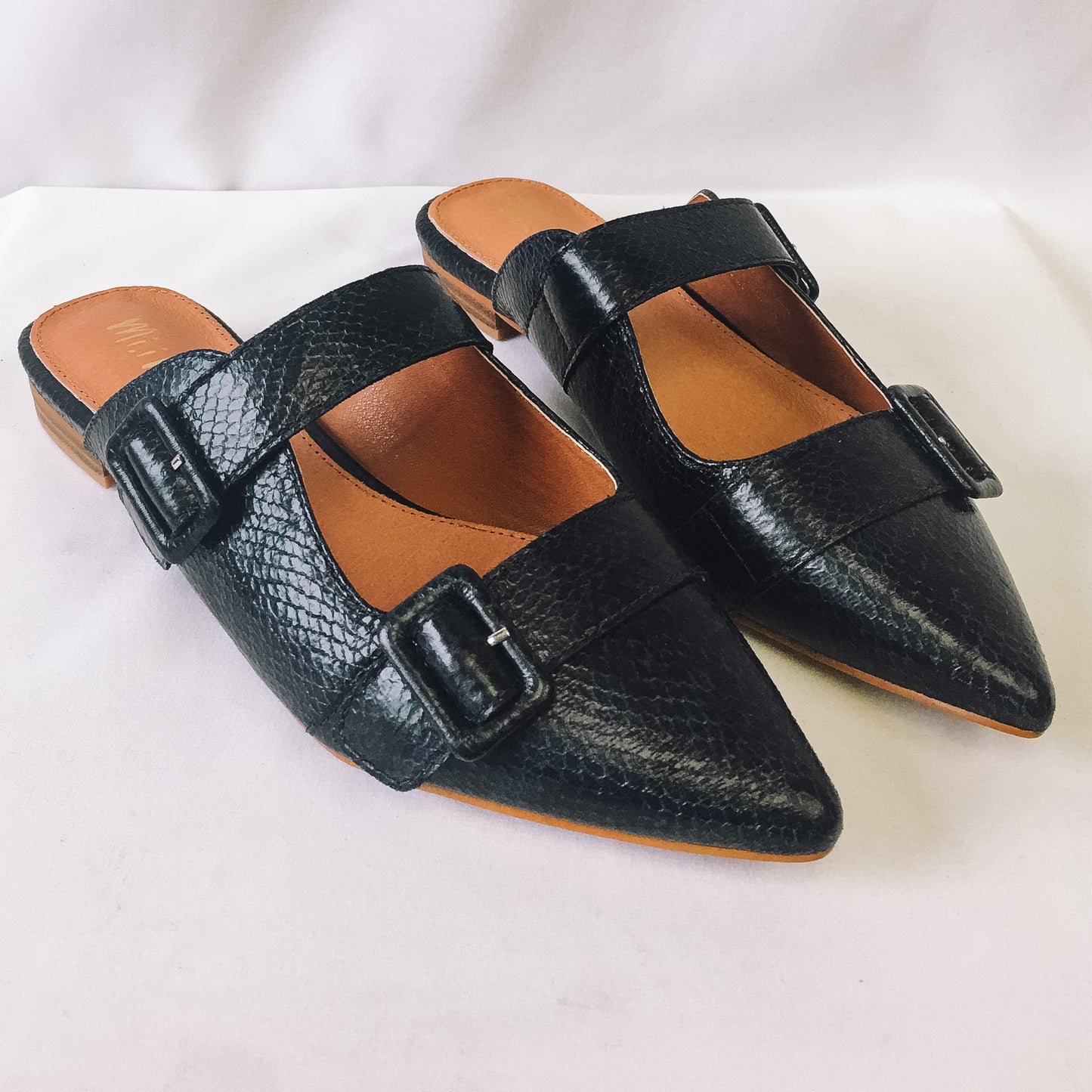 MI,IM by Miracle Miles Navy Hannah Genuine Leather Pointed-Toe Shoe with Box, Women's Sz. 8.5