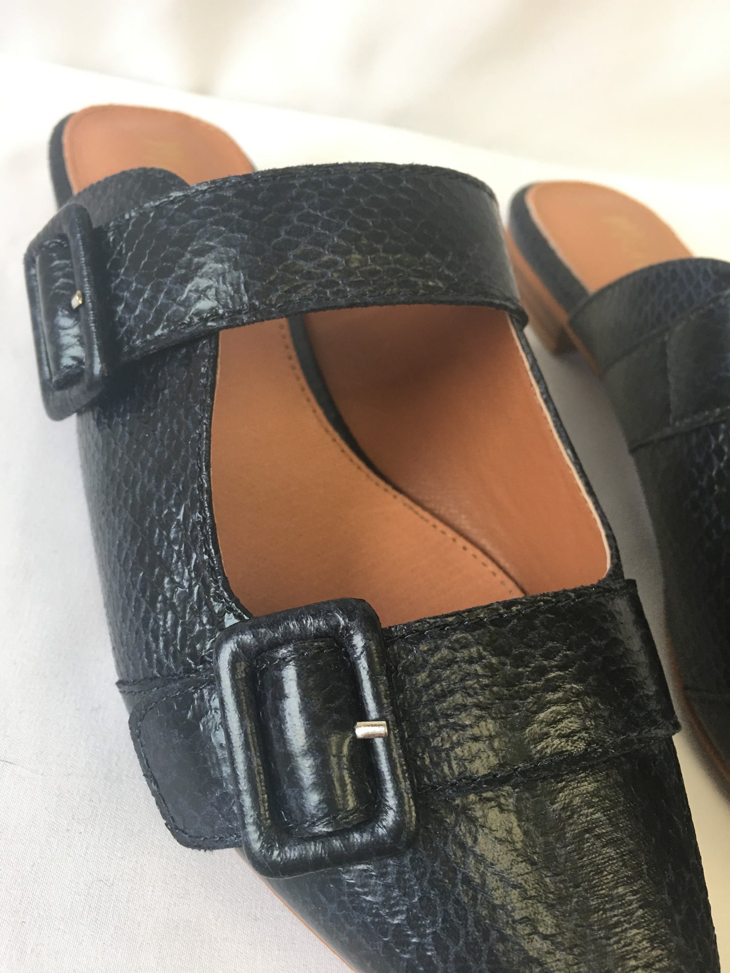 MI,IM by Miracle Miles Navy Hannah Genuine Leather Pointed-Toe Shoe with Box, Women's Sz. 8.5