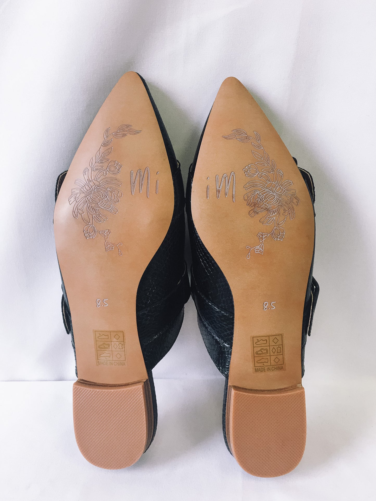 MI,IM by Miracle Miles Navy Hannah Genuine Leather Pointed-Toe Shoe with Box, Women's Sz. 8.5
