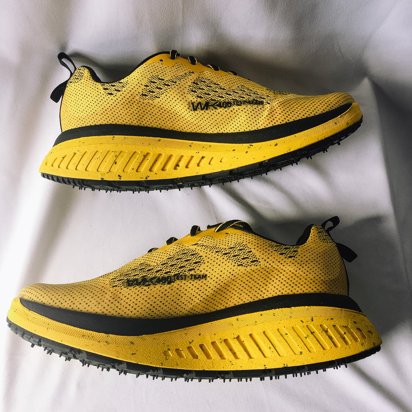 Keen Yellow WK400 Walking Shoes, Women's Sz. 9