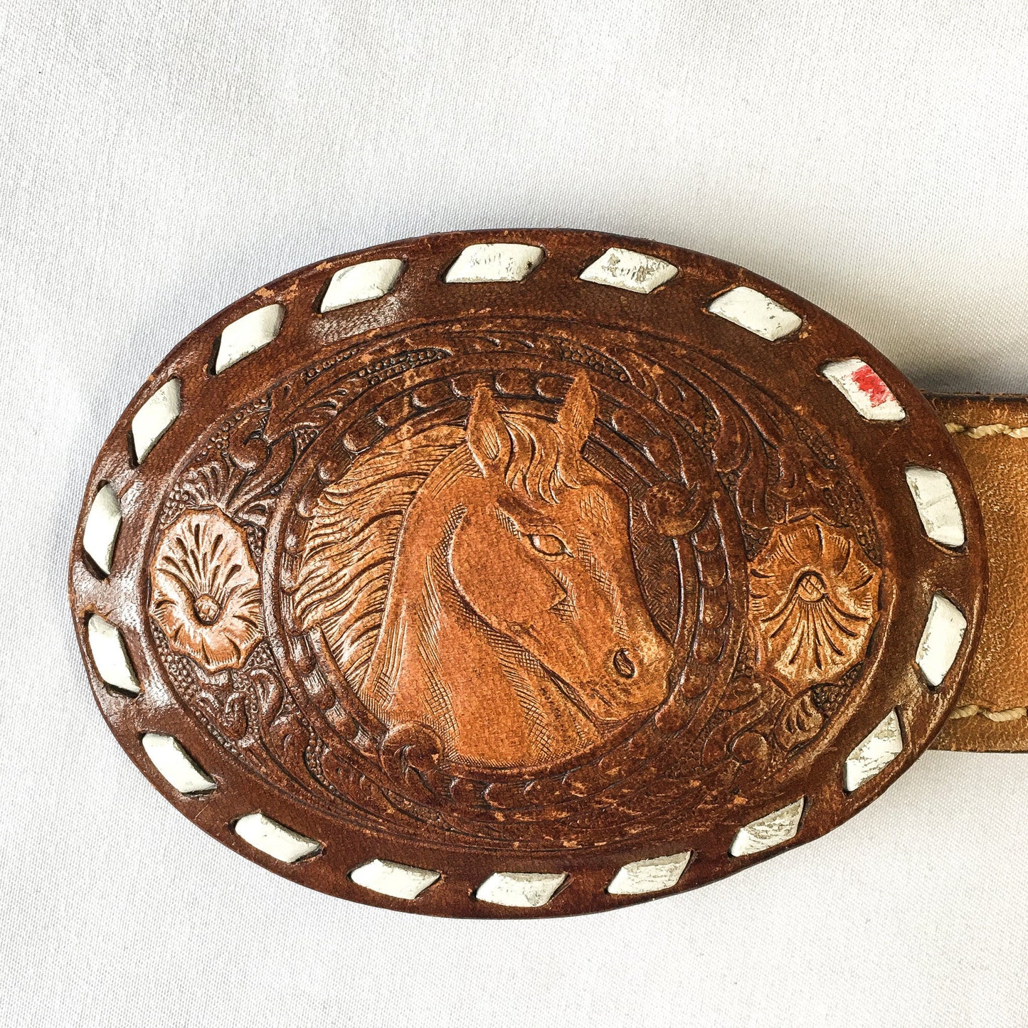 Vintage 80s Sears Genuine Leather Acorn Engraved Belt with Engraved Horse Buckle, Sz. 38, Vintage Western Belt