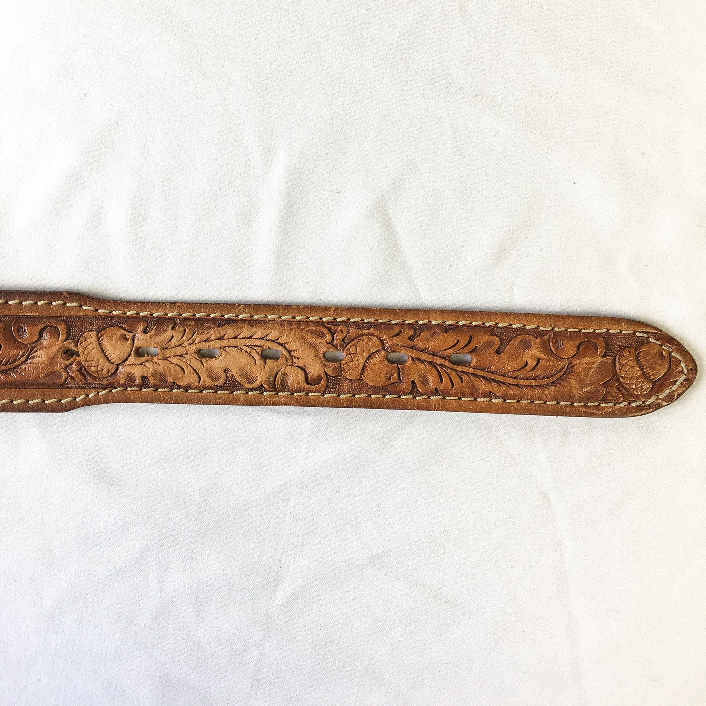 Vintage 80s Sears Genuine Leather Acorn Engraved Belt with Engraved Horse Buckle, Sz. 38, Vintage Western Belt