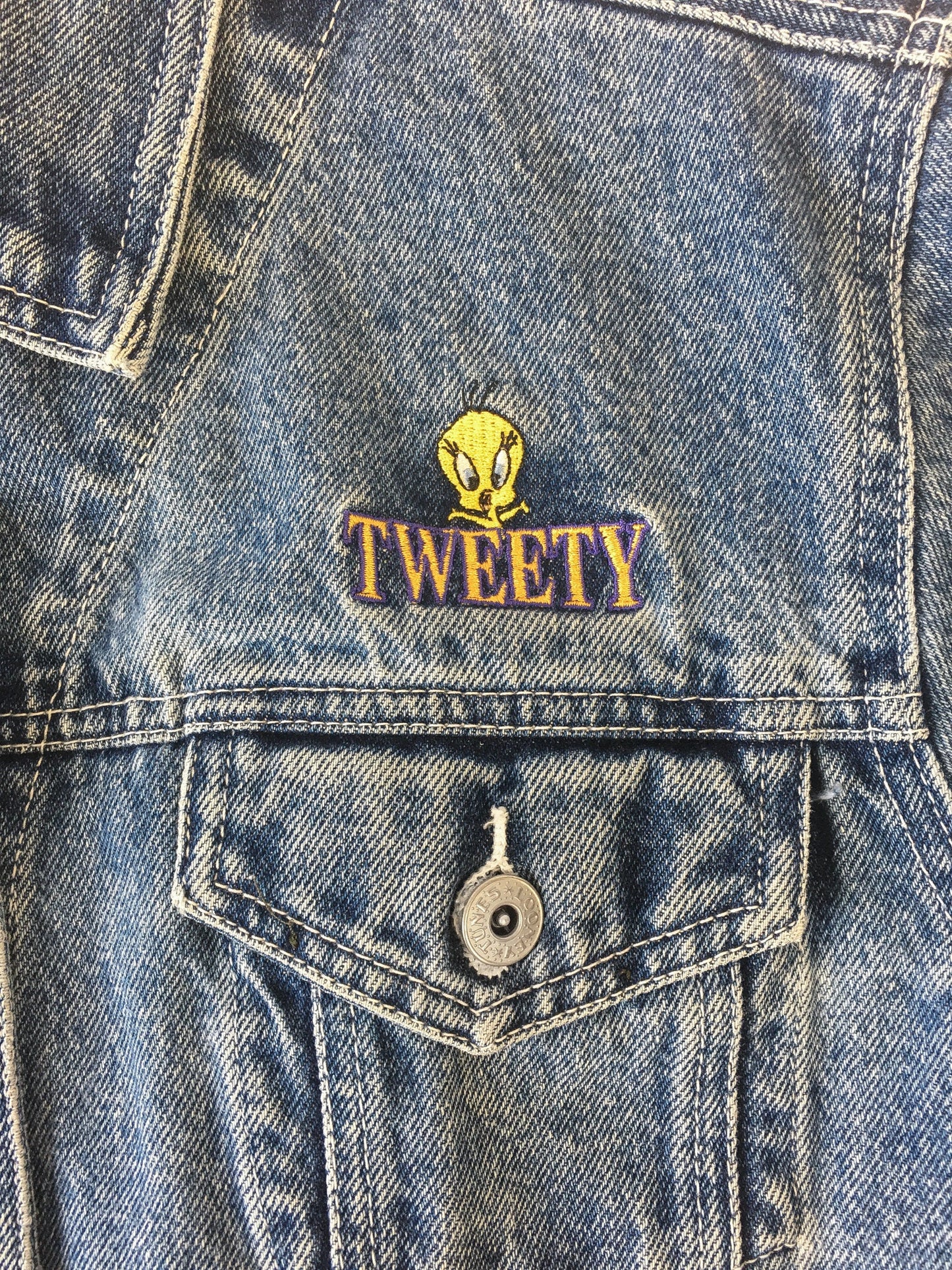 Vintage 90s Looney Tunes Tweety Medium Wash Denim Jacket, Women's Sz. L