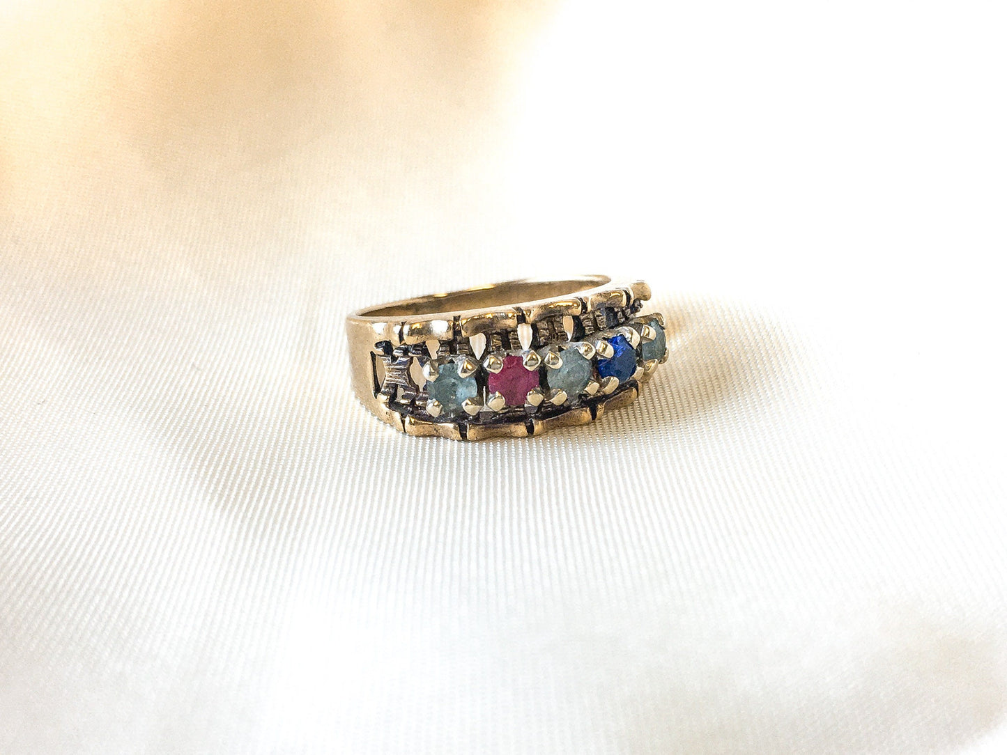 10K Gold Five Stone Mother's Ring Size 6