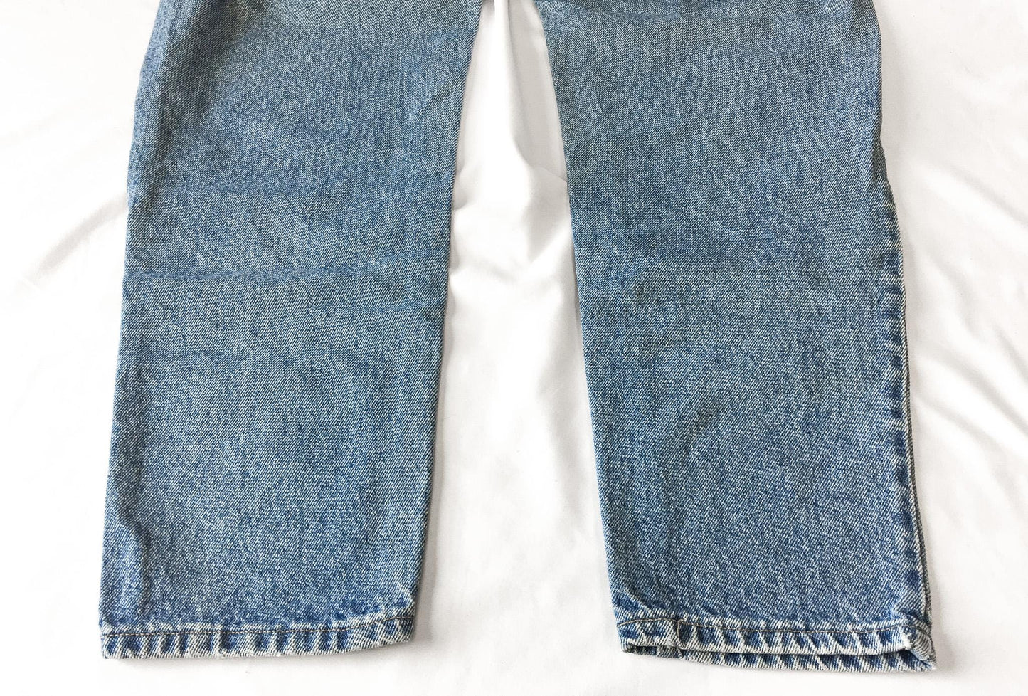 Vintage 90s LEE High Waisted Medium Wash Relaxed Tapered Leg Jeans, Waist Sz. 30"