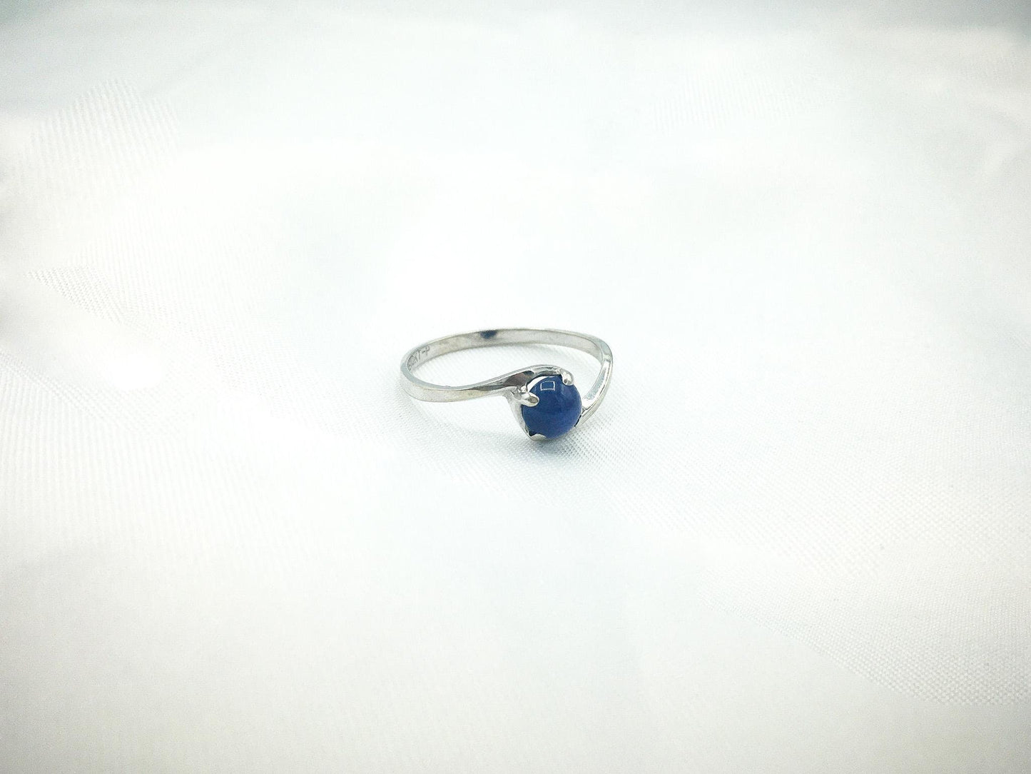 Vintage 10K White Gold Blue Star Sapphire Trubrite Ring, Sz. 6