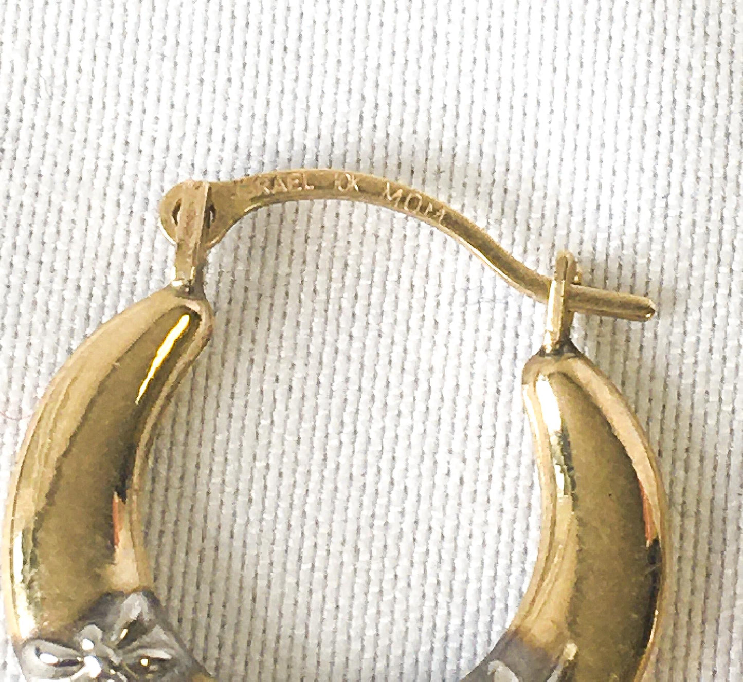 Vintage 10K Israel Two-Tone Dragonfly Etched Hollow Mini Hoops, .5", Simple Dainty Everyday Earrings