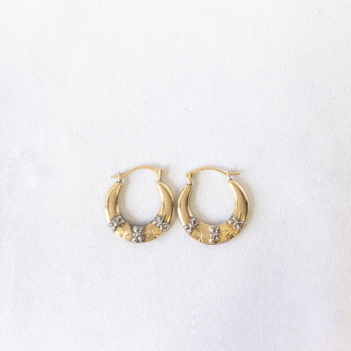 Vintage 10K Israel Two-Tone Dragonfly Etched Hollow Mini Hoops, .5", Simple Dainty Everyday Earrings