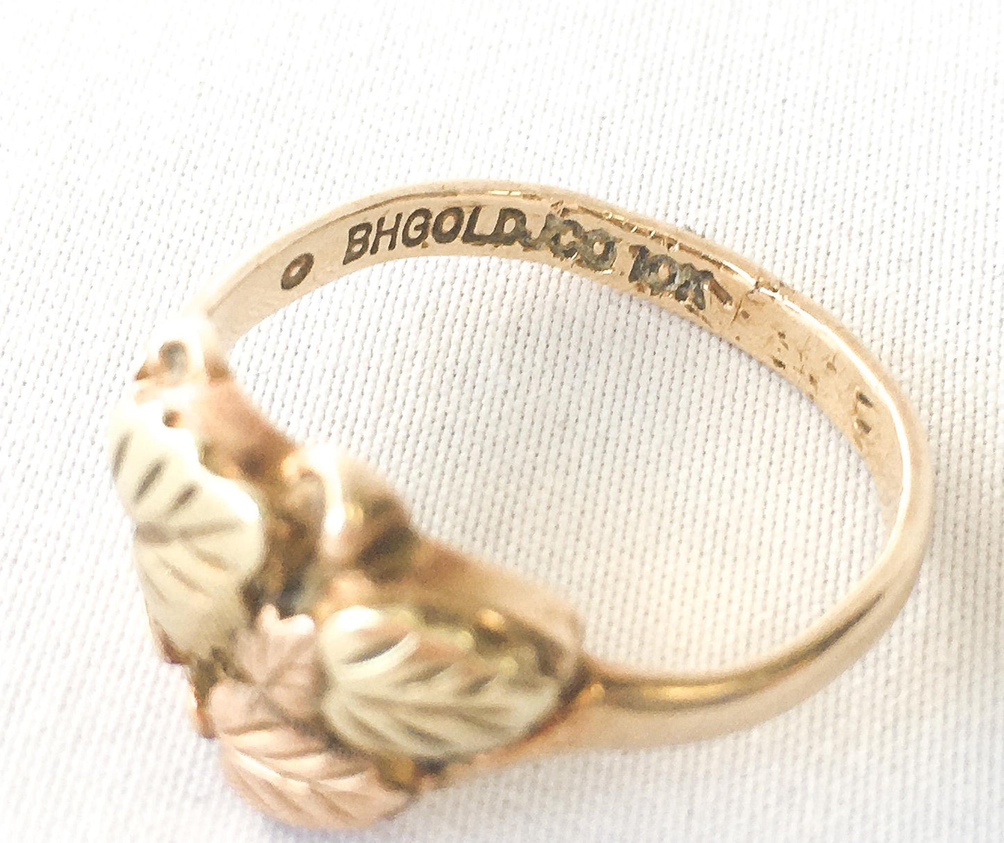 Vintage 10K Black Hills Gold JCO Tricolor Five Leaf Ring, Sz. 7.25, Vintage Black Hills Gold Jewelry