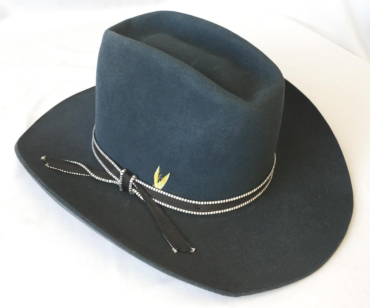 Vintage Bailey's Blue/Gray Felt Cowboy Hat with Black Ribbon Yellow Feather Band, Sz. 7 3/8, Unique Vintage Western Hat