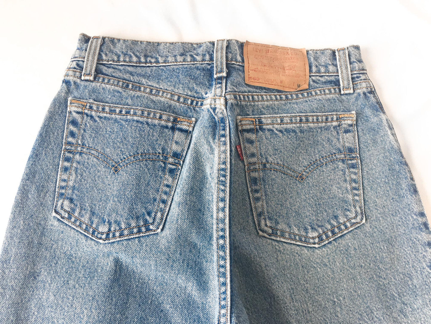 Vintage Levi's 560 Light Wash Loose Fit Straight Leg Denim Jeans, 26" x 30"