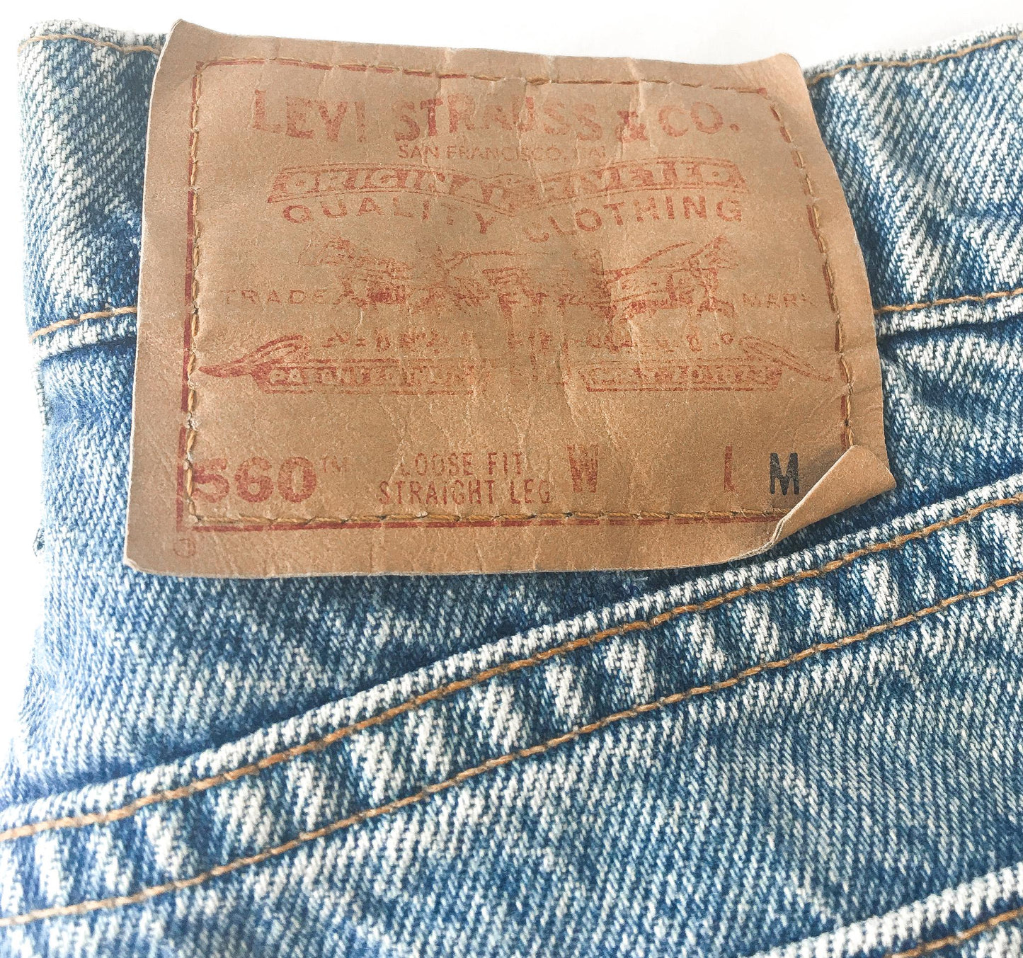 Vintage Levi's 560 Light Wash Loose Fit Straight Leg Denim Jeans, 26" x 30"
