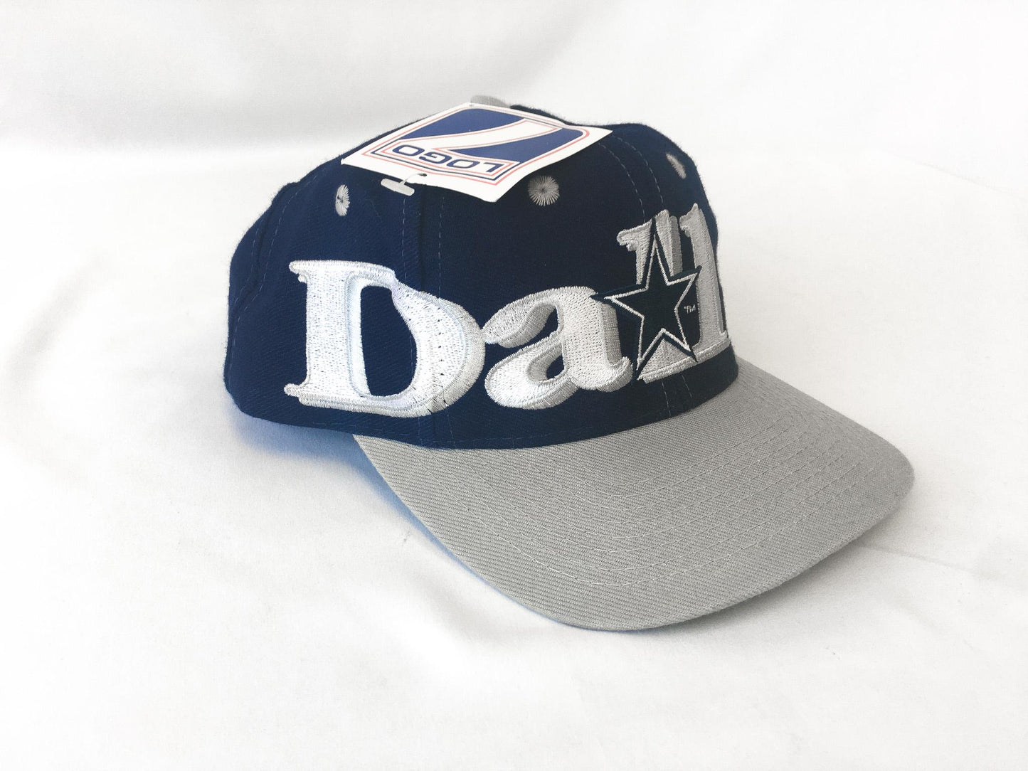 NWT 90s Dallas Cowboys Embroidered Wraparound Spell-Out Flatbrim Streetwear Baseball Cap, Vintage Cowboys NFL Apparel