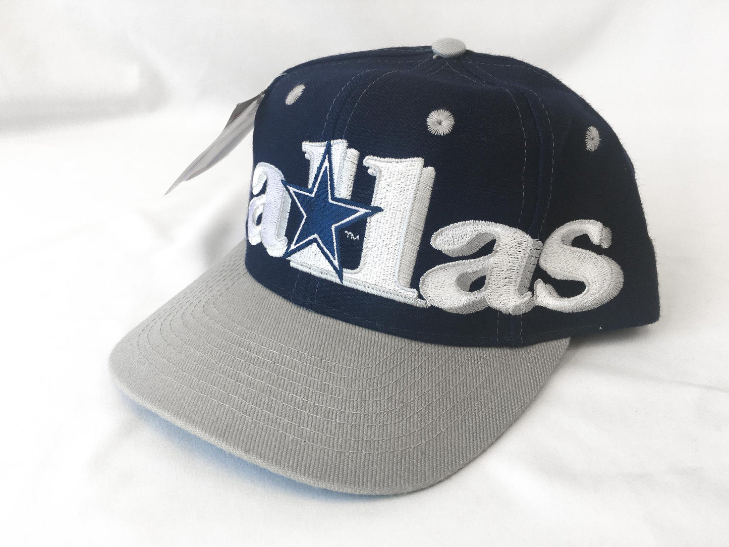 NWT 90s Dallas Cowboys Embroidered Wraparound Spell-Out Flatbrim Streetwear Baseball Cap, Vintage Cowboys NFL Apparel