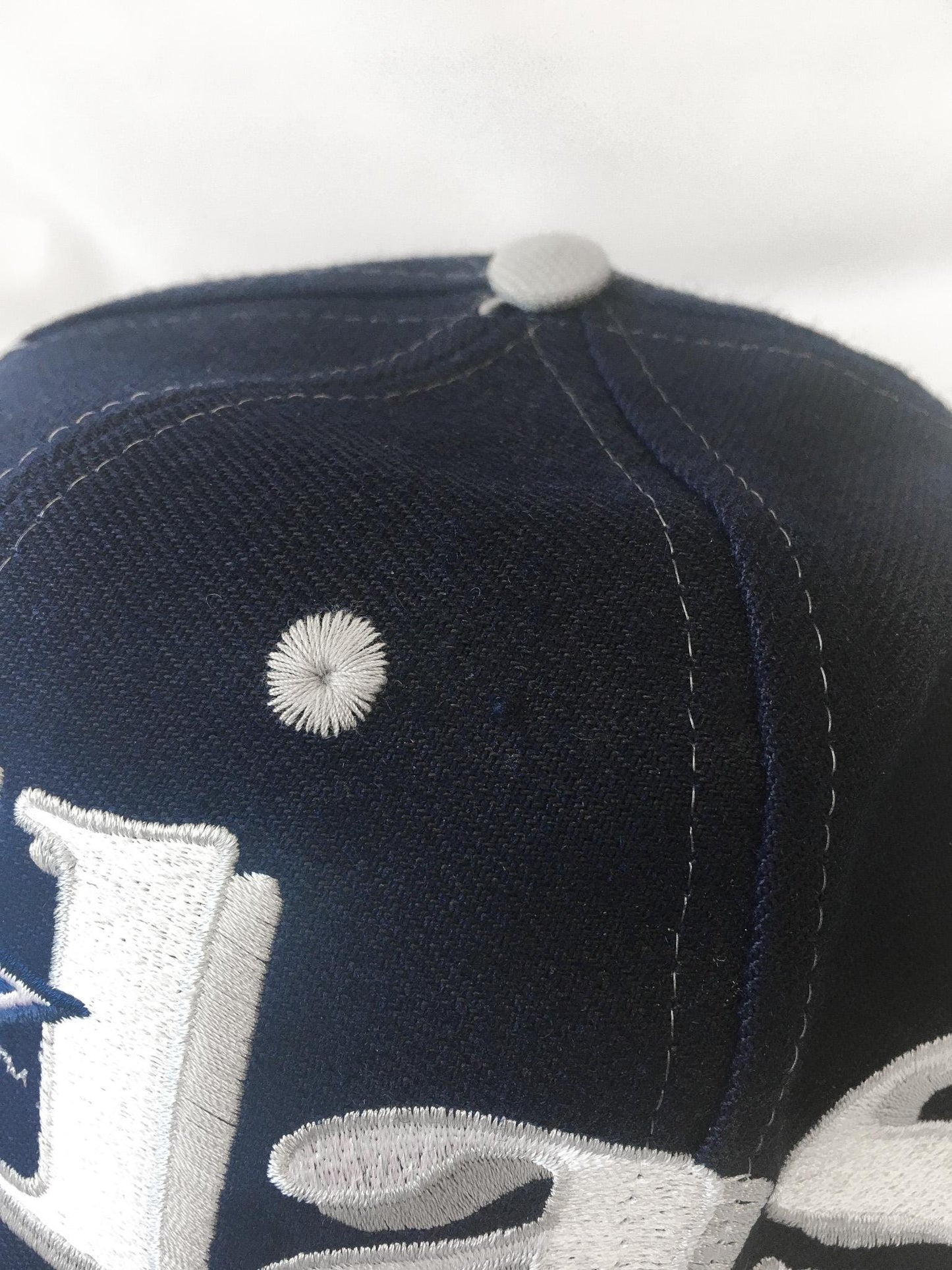 NWT 90s Dallas Cowboys Embroidered Wraparound Spell-Out Flatbrim Streetwear Baseball Cap, Vintage Cowboys NFL Apparel
