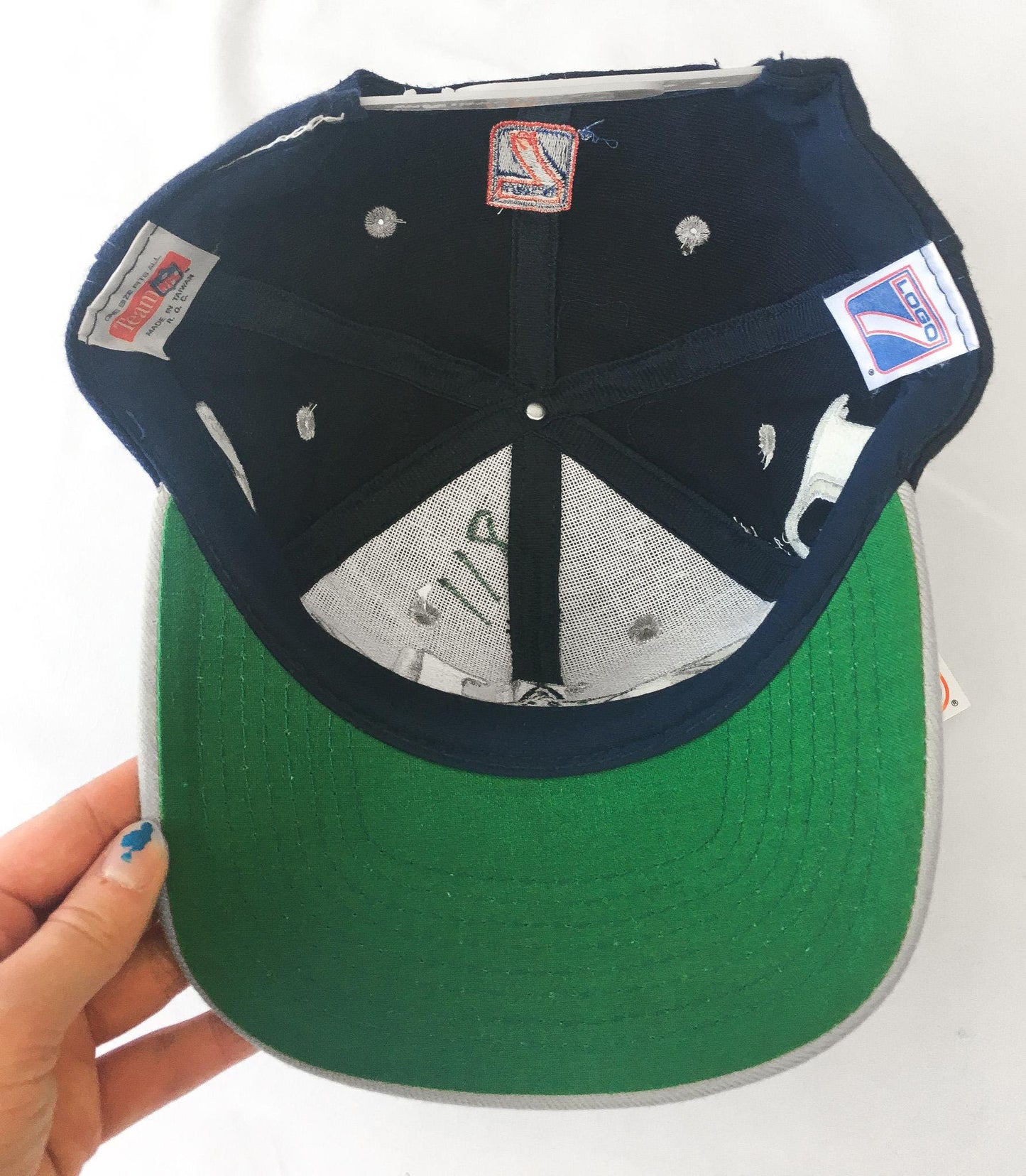 NWT 90s Dallas Cowboys Embroidered Wraparound Spell-Out Flatbrim Streetwear Baseball Cap, Vintage Cowboys NFL Apparel