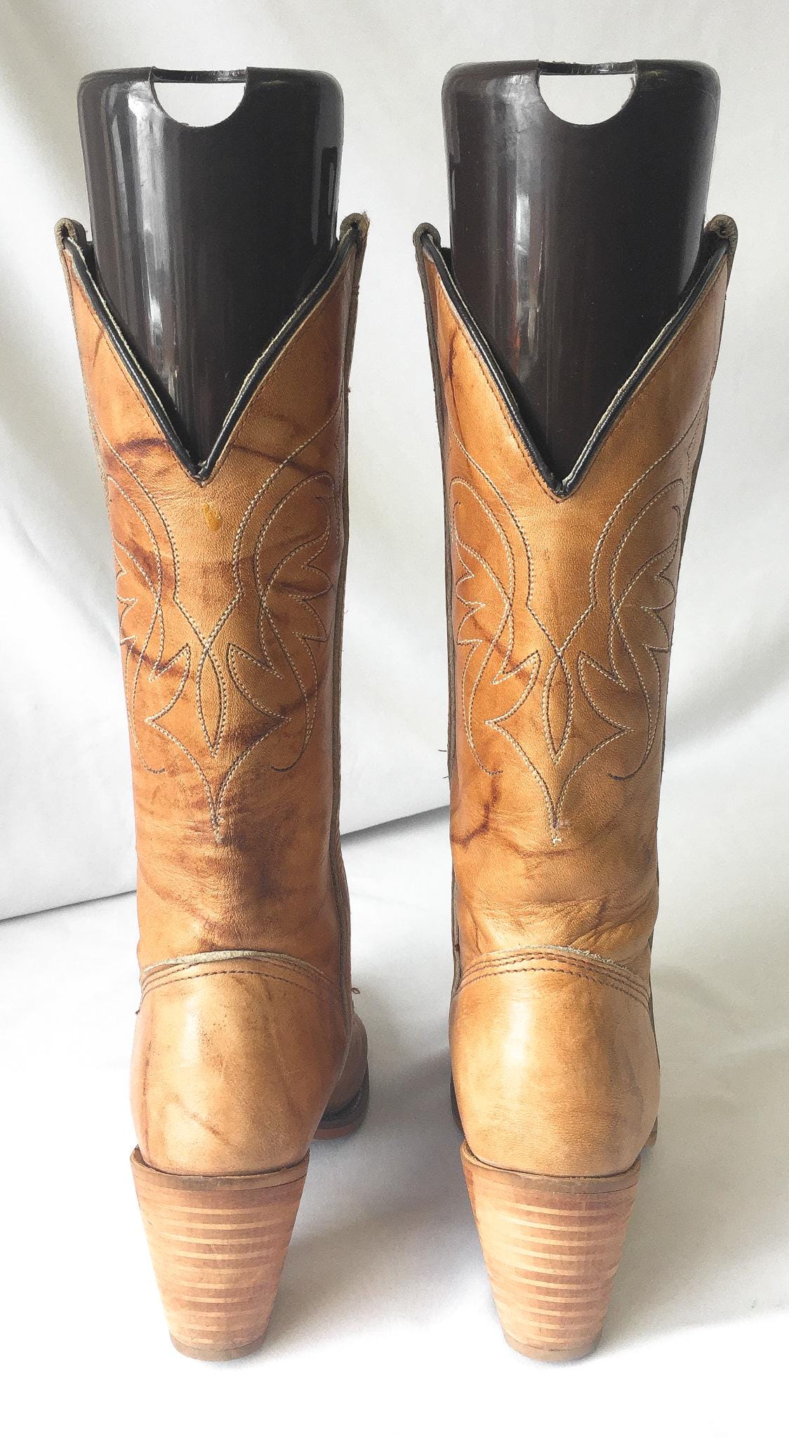 Vintage Dingo Carmel Brown Leather Stacked Heel Cowboy Boots, Sz. 7N, Style #7316, Vintage Cowgirl Western Boots