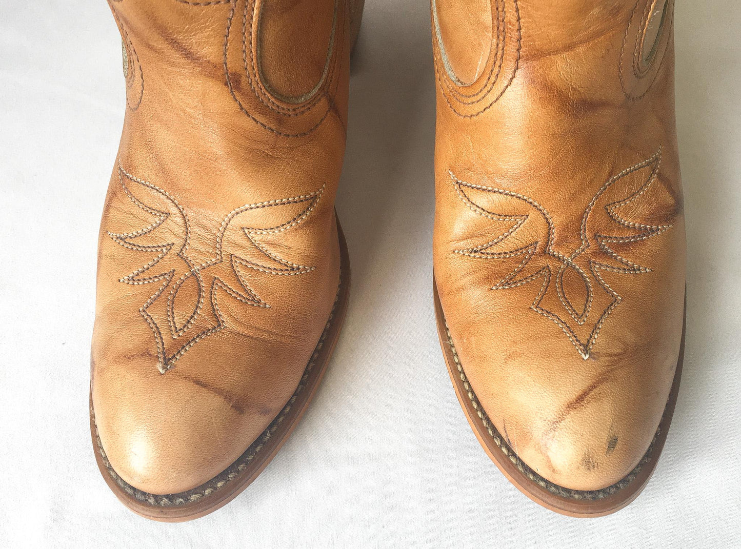 Vintage Dingo Carmel Brown Leather Stacked Heel Cowboy Boots, Sz. 7N, Style #7316, Vintage Cowgirl Western Boots