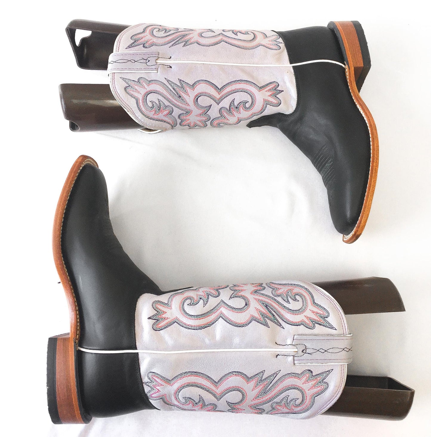 Vintage Tony Lama Lilac/Light Purple Black Leather Cowboy Boots with Pink Embroidery, Women's Sz. 9B, Vintage Rare Unique Western Boots