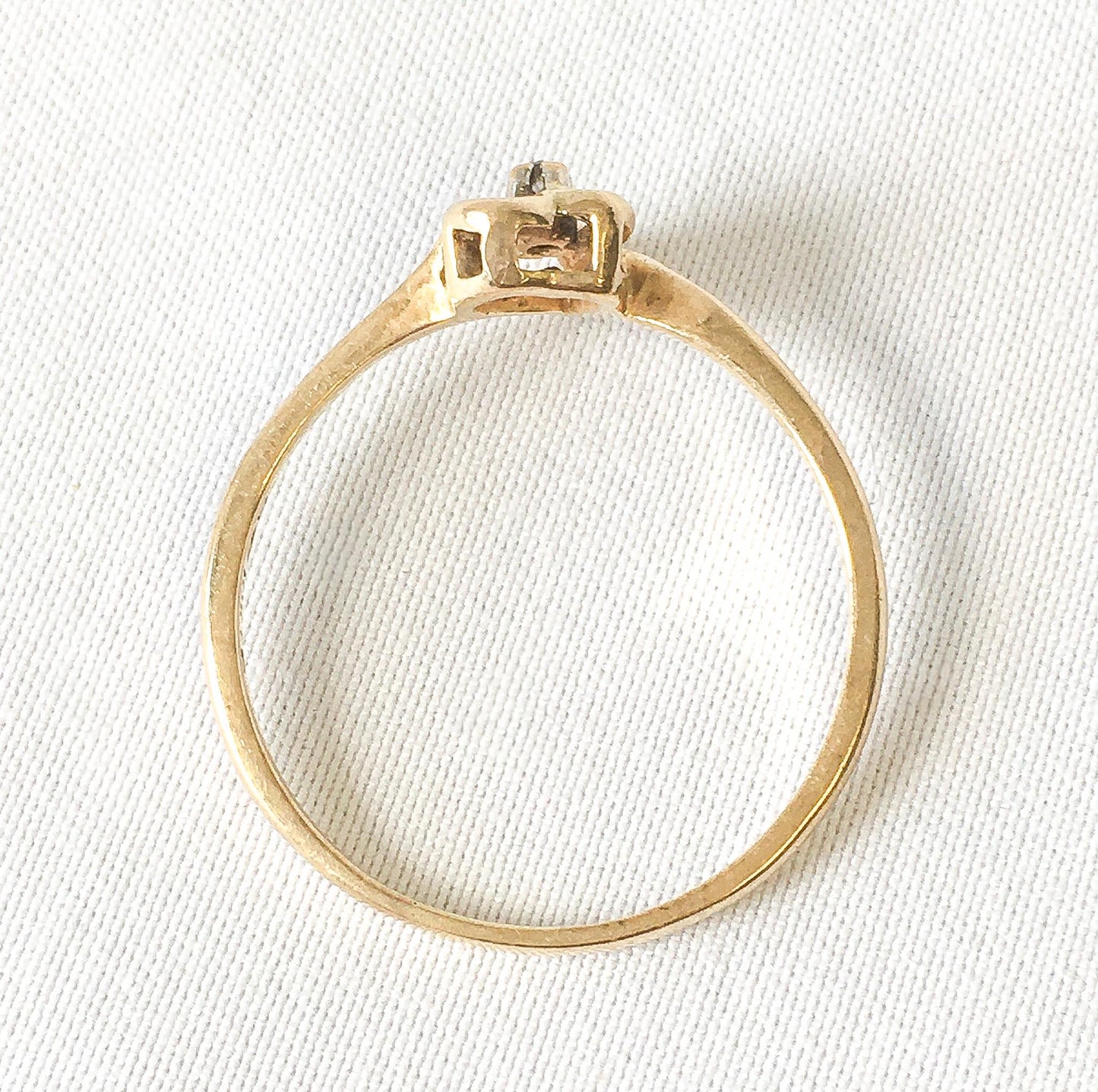 10K Yellow Gold Mini Diamond Heart Shaped Ring, Sz. 7.5, 1.2 grams, Simple Everyday Dainty Ring