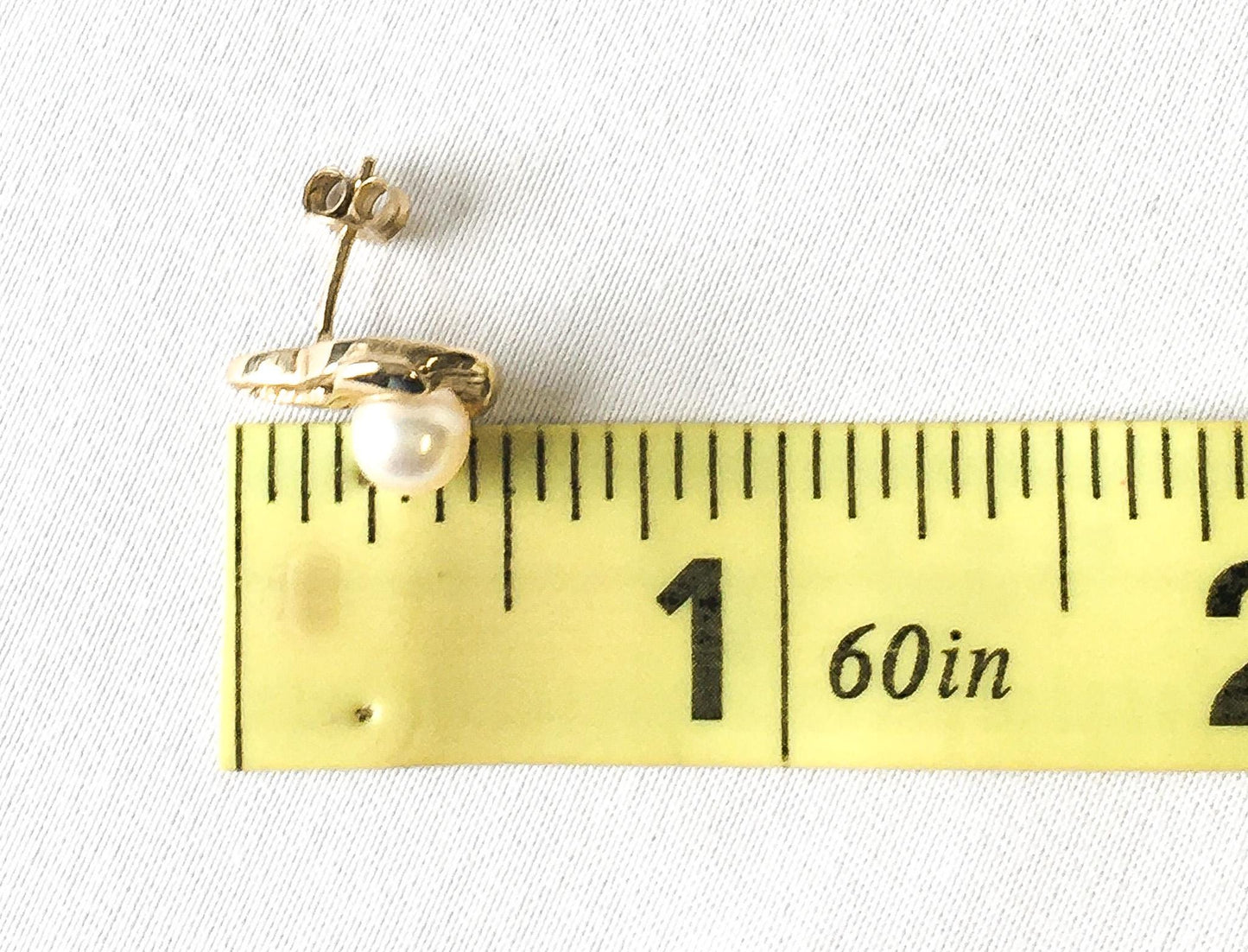 Vintage 10K Lind Yellow Gold Pearl Abstract Teardrop Stud Earrings