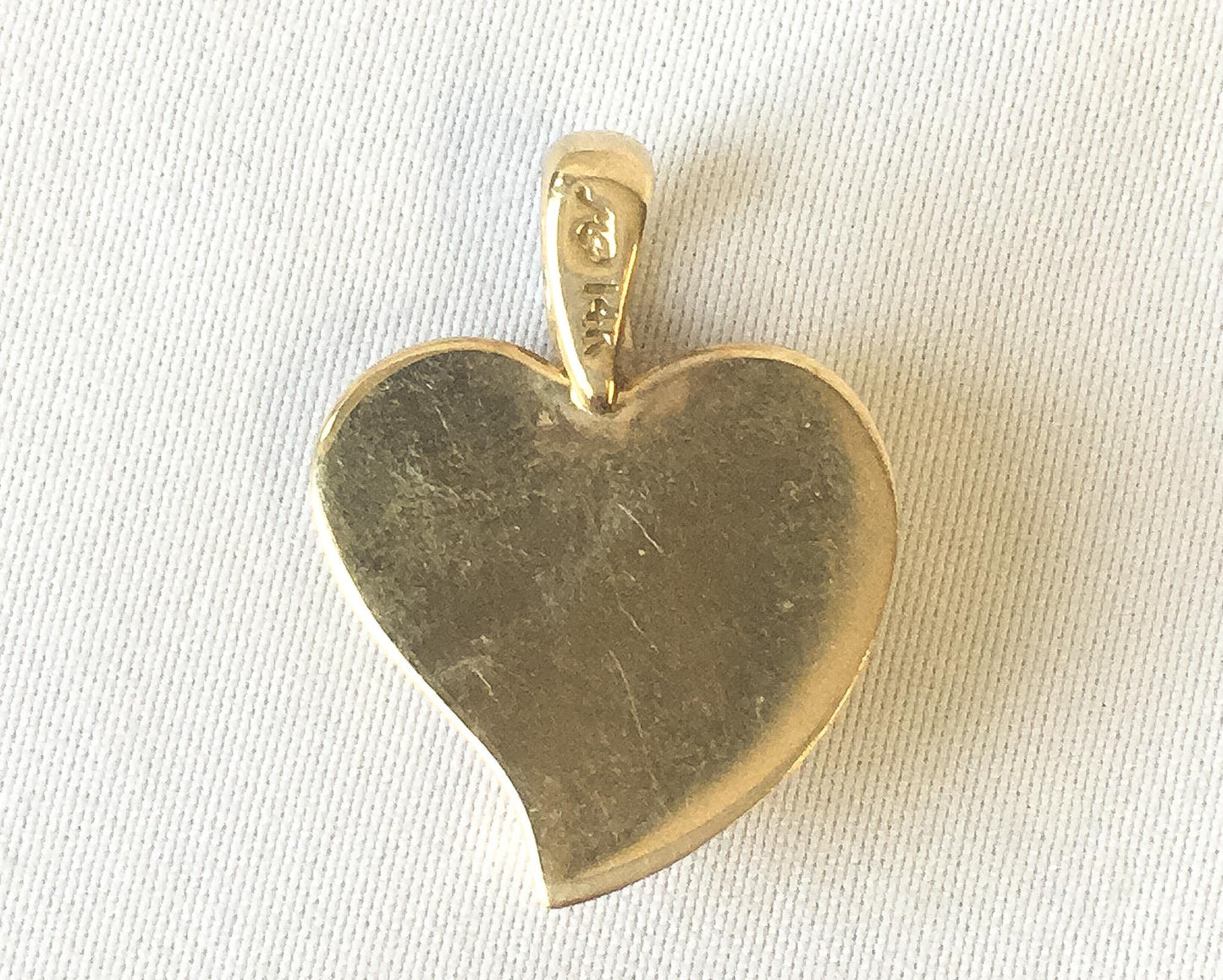 14K Yellow Gold Diamond Cut Heart Pendant, .75 Inches, 1.9 Grams, Simple Everyday Heart Pendant
