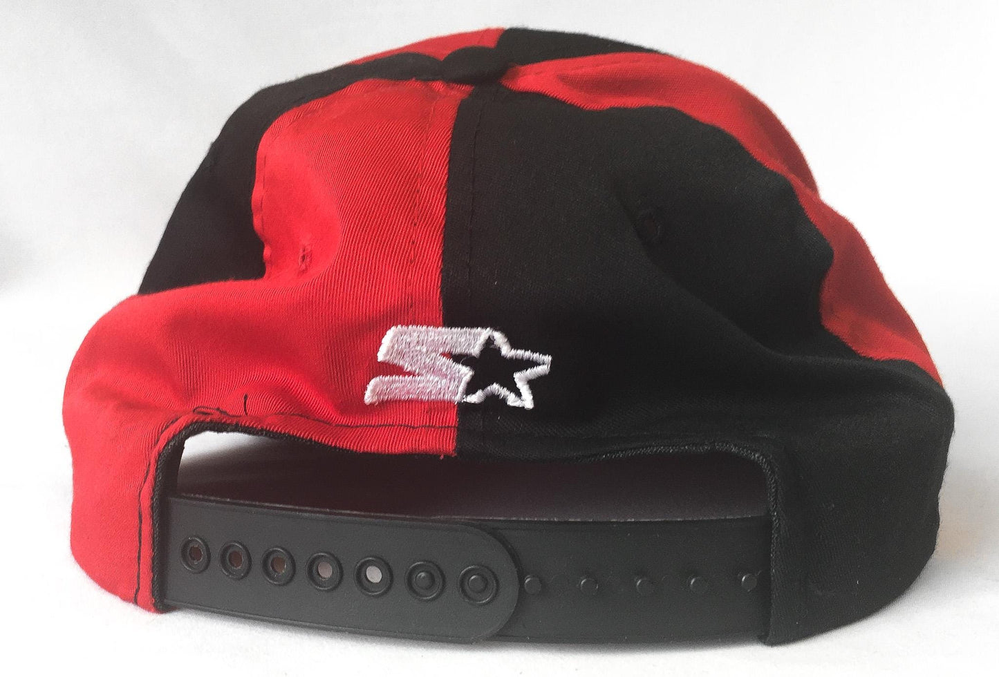 90s Chicago Bulls Black/Red Embroidered Logo Baseball Cap, Vintage Chicago Bulls NBA Apparel