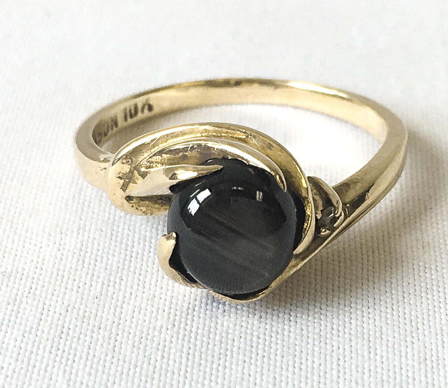 Vintage Deson 10K Yellow Gold Black/Dark Gray Cat's Eye Ring, Sz. 5.75