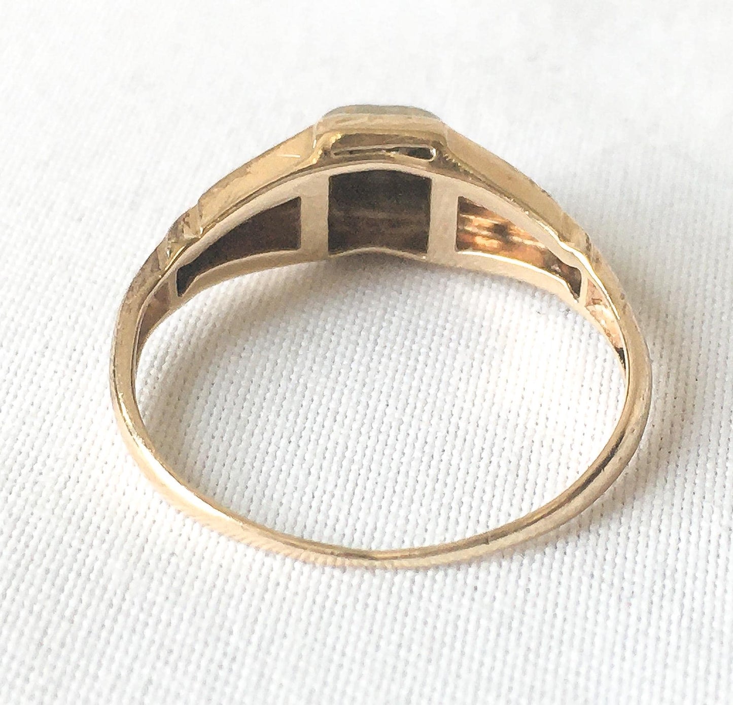 Vintage 14K Yellow and White Gold Diamond Etched Ring, Sz. 4.75, Simple Everyday Dainty Stackable Ring