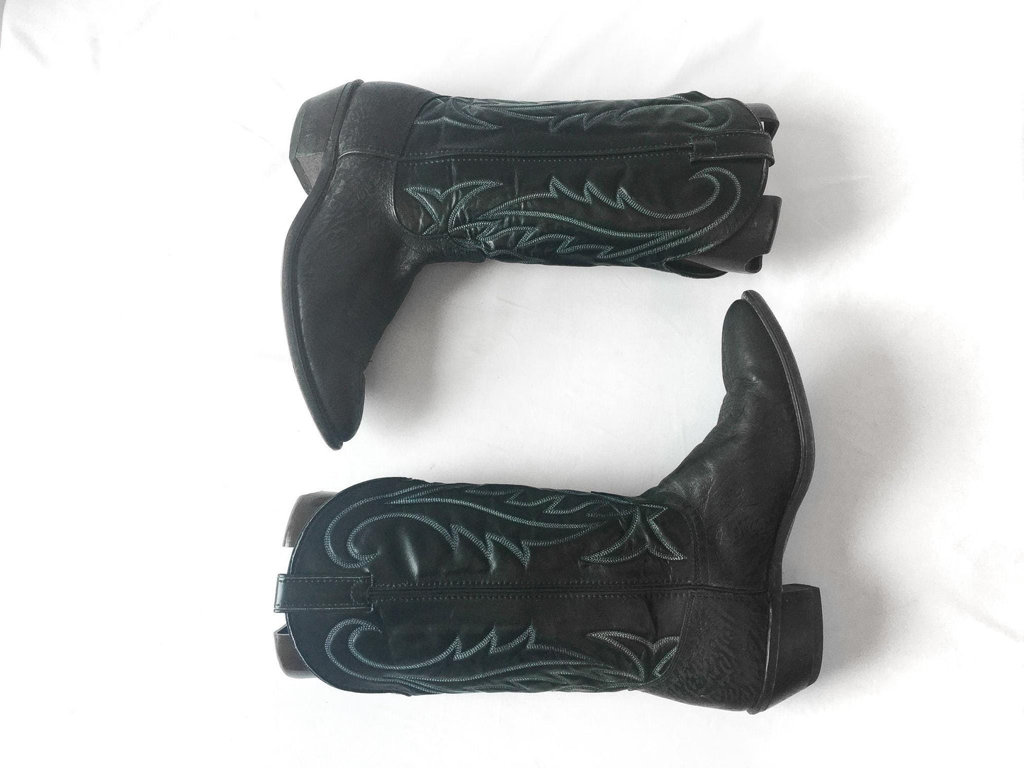 Vintage Laredo Black Leather Cowboy Boots with Teal/Blue Embroidery, Style #2760, Men's Sz. 10D, Vintage Western Boots