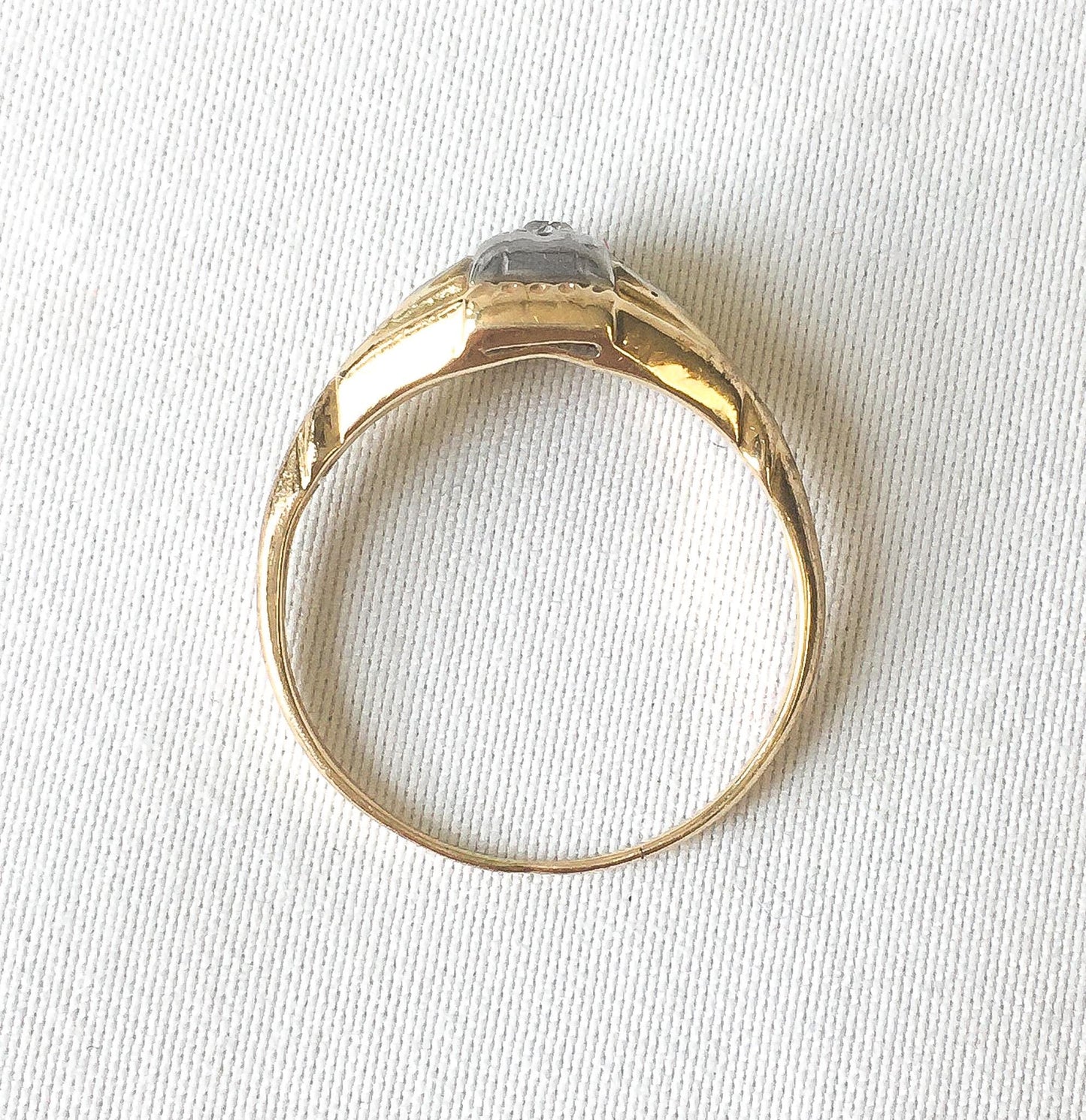 Vintage 14K Yellow and White Gold Diamond Etched Ring, Sz. 4.75, Simple Everyday Dainty Stackable Ring
