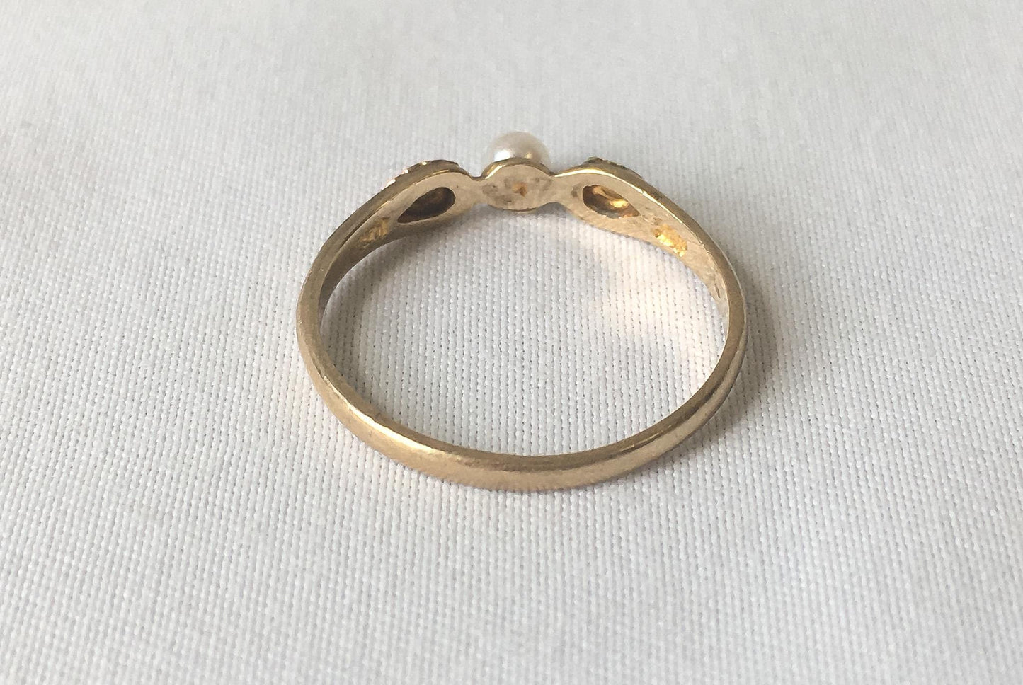 Vintage 10K RGC Black Hills Gold Two Leaf Pearl Band Ring, Sz. 6, Vintage Dainty Black Hills Gold Jewelry