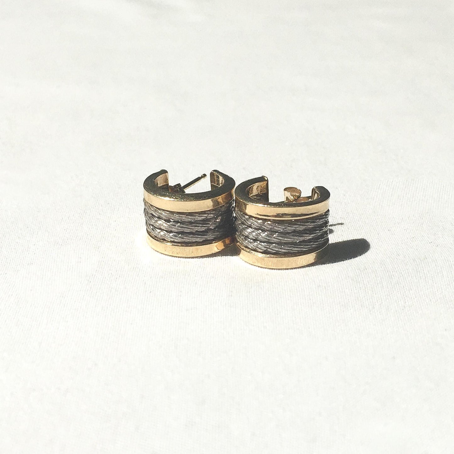 Vintage 14K Yellow Gold 925 Ribbed Textured Hoop Earrings, Simple Everyday Mixed Metal Earrings