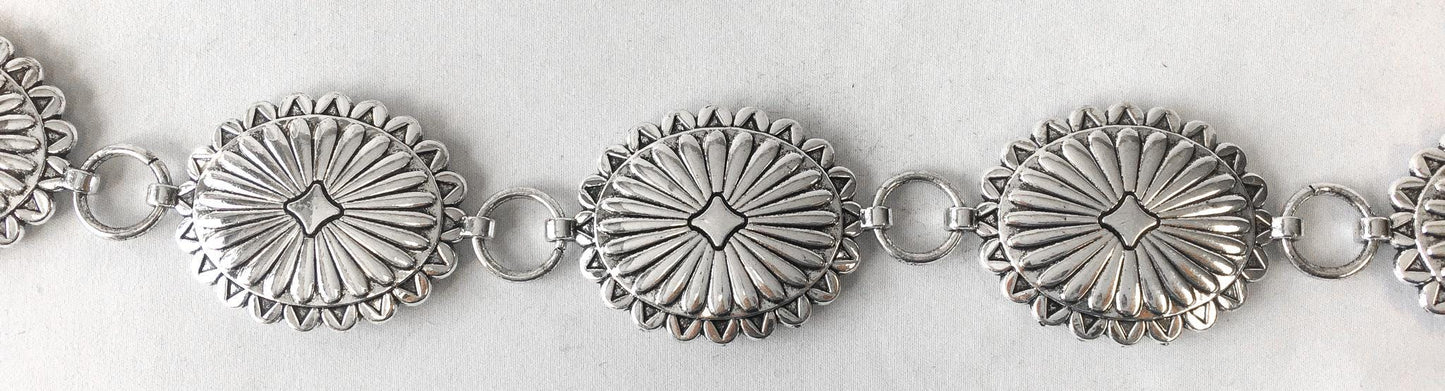 Vintage Silver Toned Oval Concho Chain Link Belt, Fits Any Size Waist, Vintage Boho Western Style Festival Belt