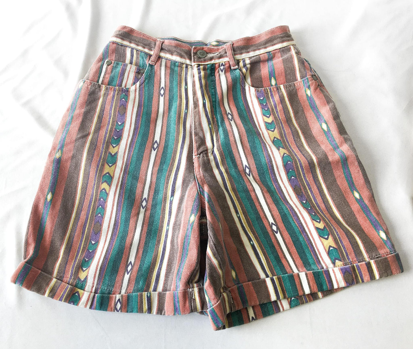 90s Gitano Rainbow Multicolor Striped Geometric Print Denim Shorts, Sz 24" Waist, Unique Denim Shorts
