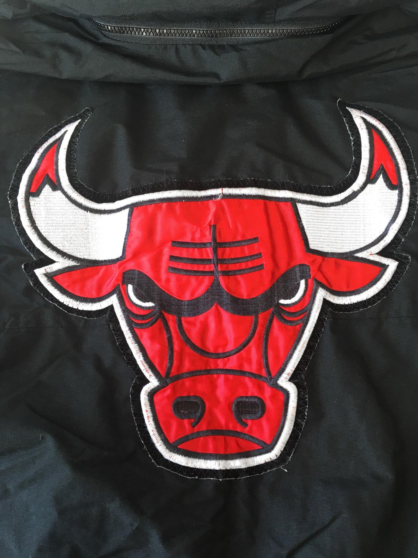 90s Chicago Bulls Starter Black Embroidered Detachable Hooded Puffer Windbreaker Jacket, Men's Sz. M, Vintage Retro NBA Streetwear Apparel