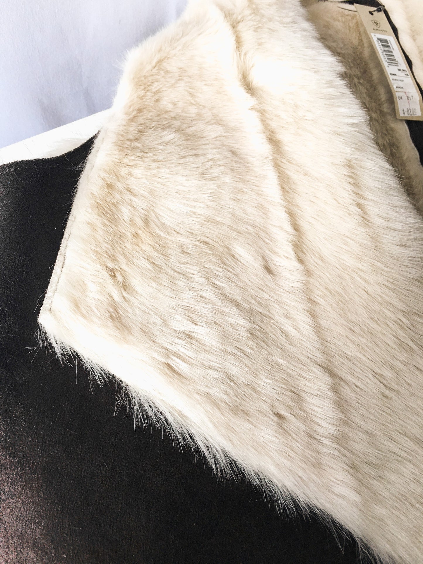 NWT Ariat Brown and Cream Kesha Fur Vest, size Small/Medium