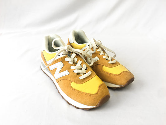 New Balance 574 Gold Suede Sneakers, Men's Sz. 6.5, Women's Sz. 8