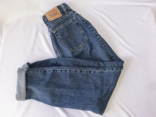 Vintage 90s Levi's 512 Tapered Mom Jeans, Sz. 11