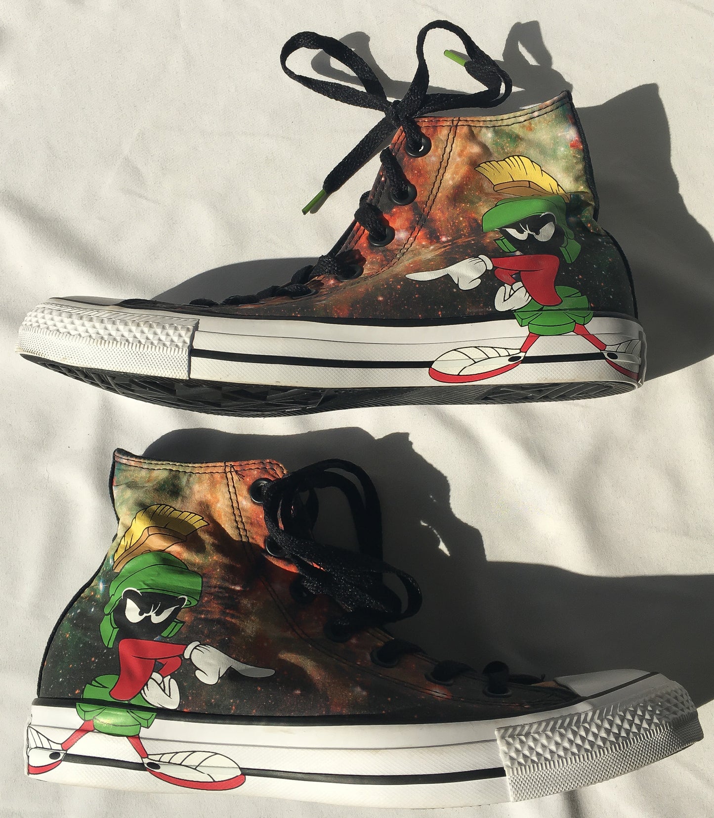 Converse Chuck Taylor All Star Hi Looney Tunes Marvin The Martian Men 6 Women 8