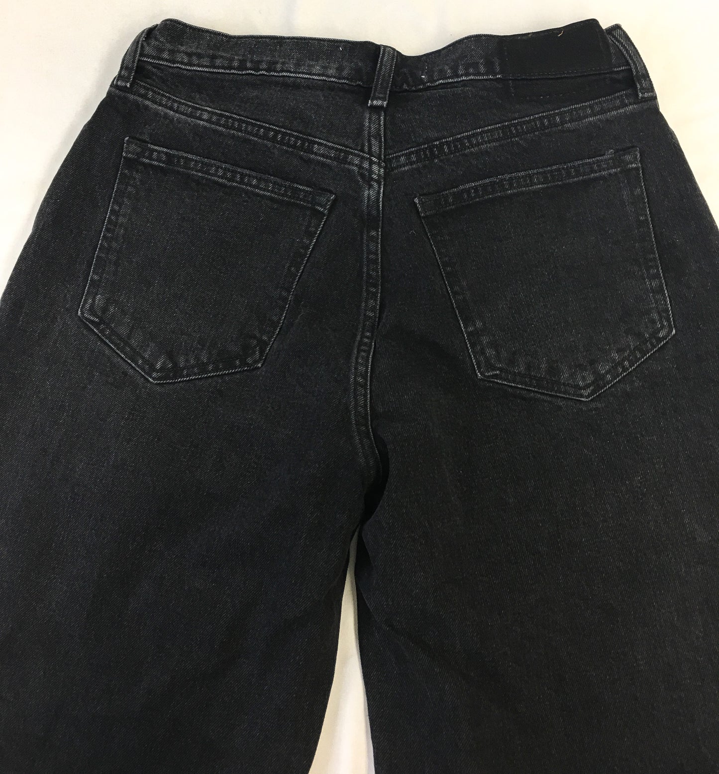 NWT Abercrombie and Fitch 80's Black Mom Jeans, Sz. 8, 29L