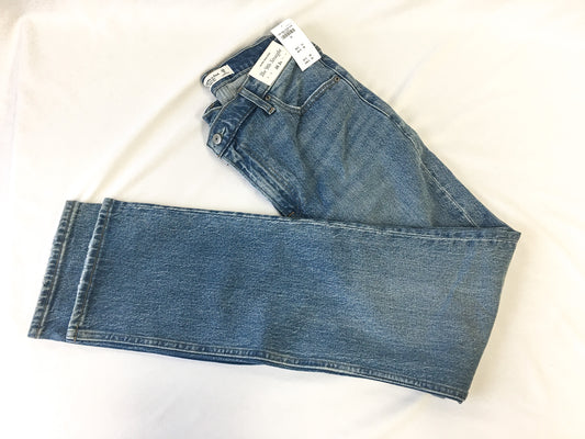 NWT Abercrombie and Fitch The 90s Straight Ultra High Rise Light Wash Jeans, Sz. 2, 26" Regular