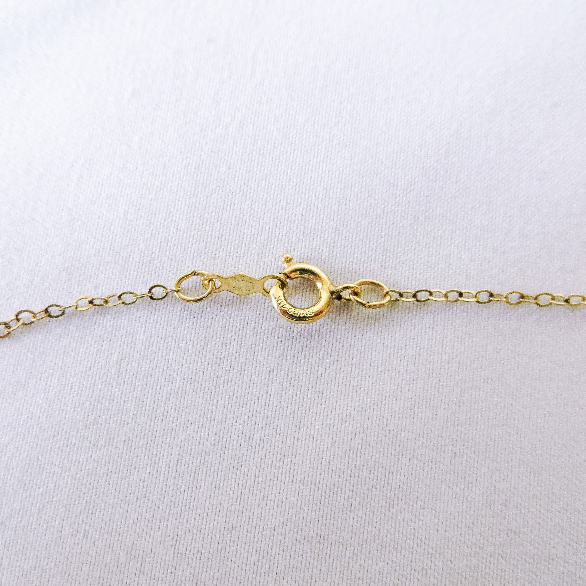 Vintage 14k Gold Filled Cut Out Heart Necklace, Simplistic Vintage Heart Necklace