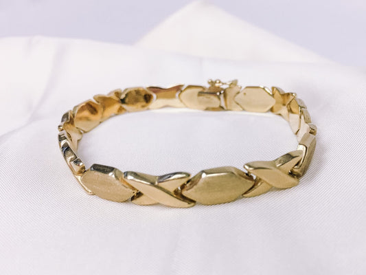 Vintage 14k Italy X and O Matte and Polished Hollow Bracelet, 8.92mm