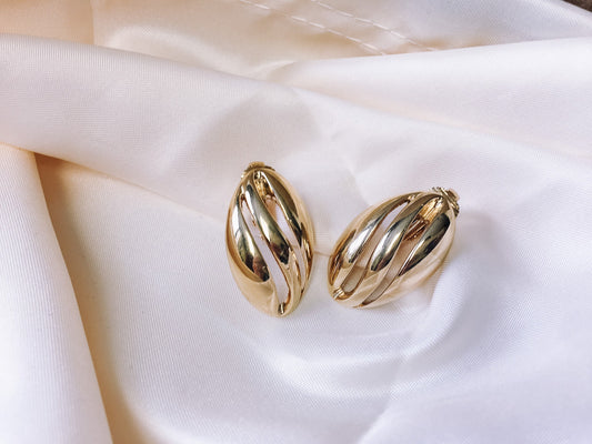 Vintage Sarah Coventry Clip on Gold Tone Earrings, Unique Oval Shaped Earrings