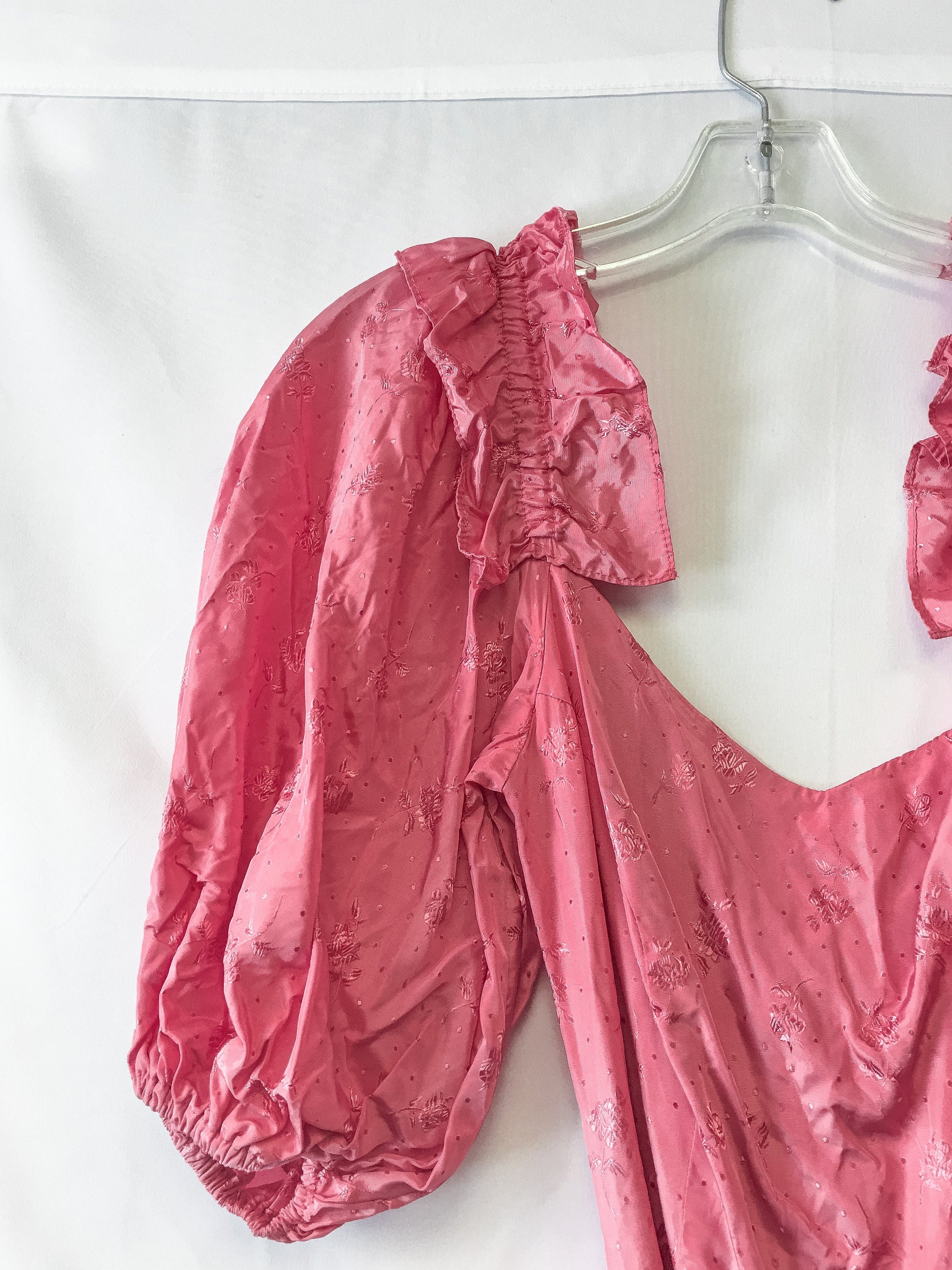 Vintage 80s Pink Floral Patterned Puff Sleeve Dress with Detachable Belt, Made in USA, Vintage 80s Bridgerton Inspired Prom/Party Dress