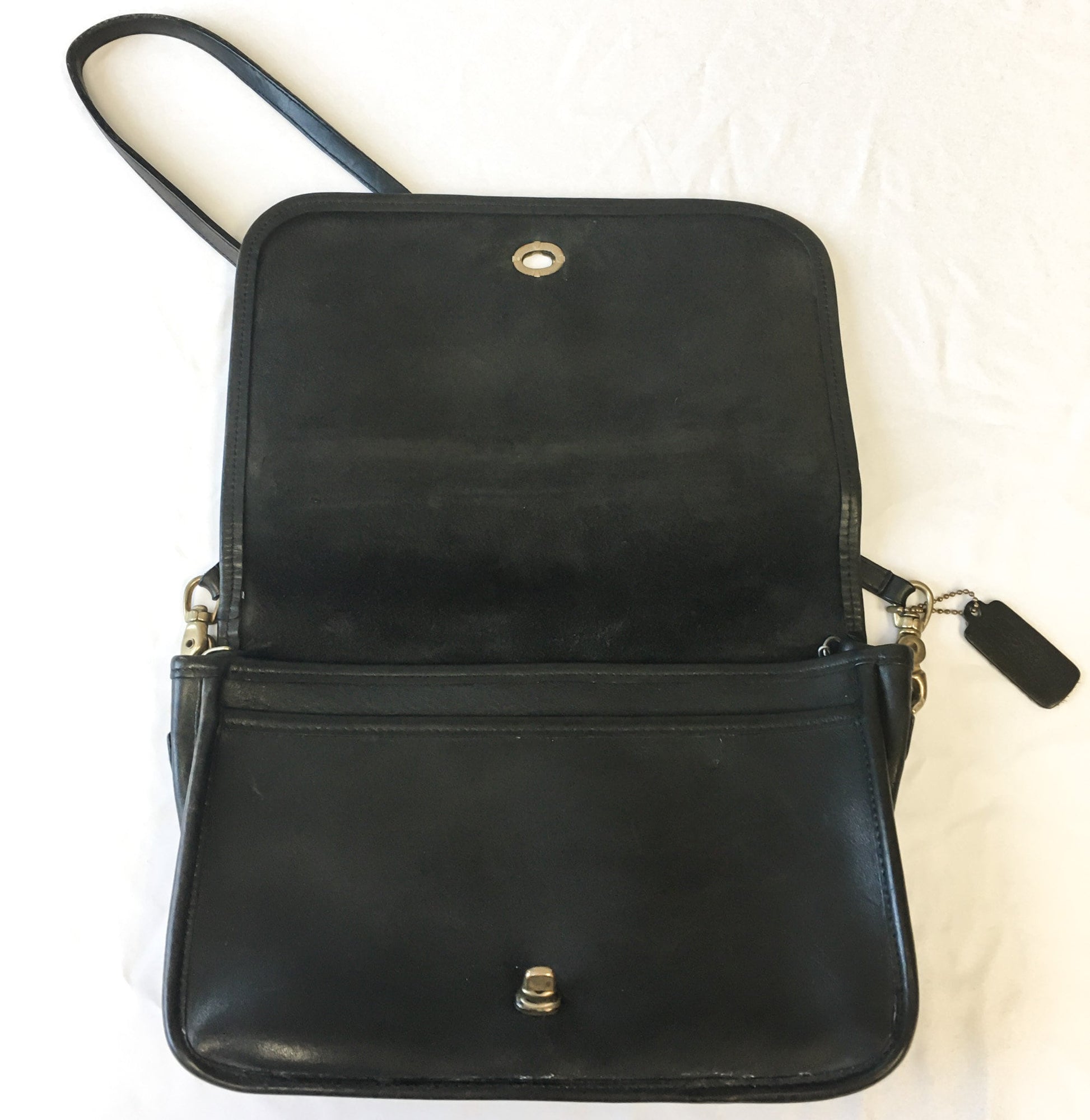 Vintage 70s COACH Dinky Penny Black Leather Crossbody Bag, 70s Coach Purse