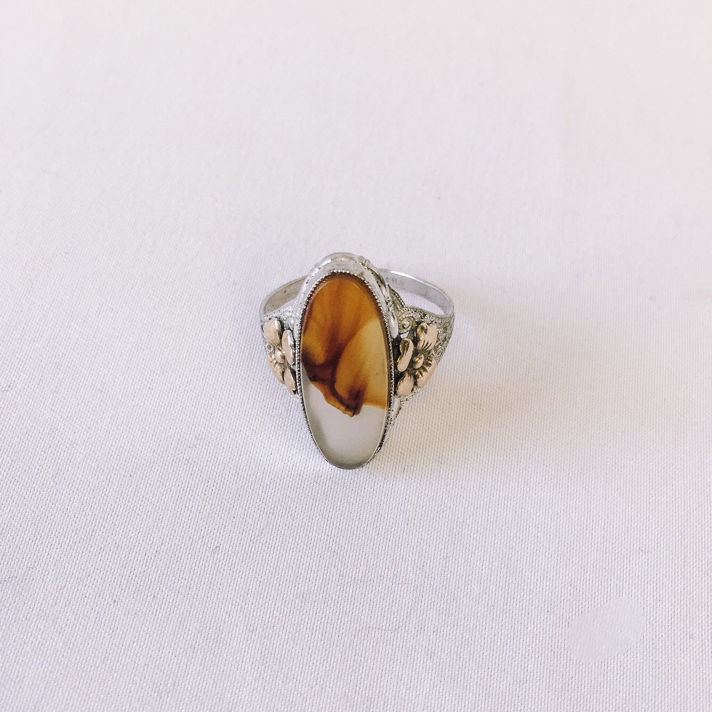 Vintage 10k and Sterling Agate Ring with Floral Accents, 70's Jewelry, Size 8.5-8.75