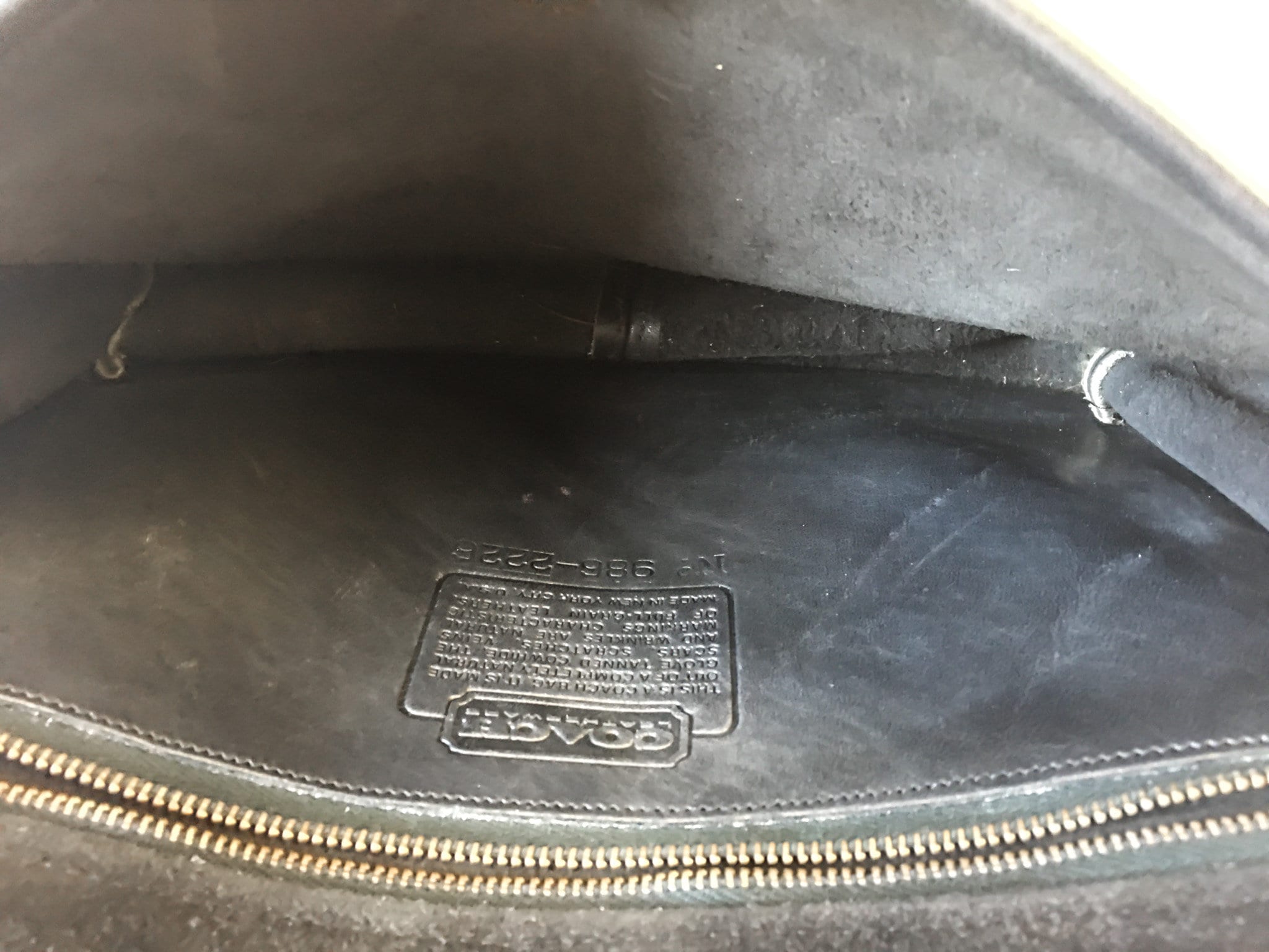 Vintage coach leather crossbody bag hotsell