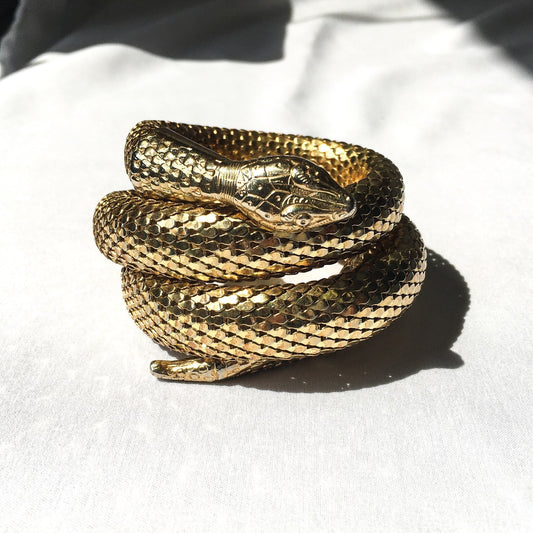 Vintage WHITING AND DAVIS Coiled Mesh Serpent Expandable Bracelet, Vintage Preloved Jewelry